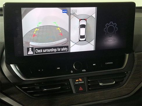 Used 2023 Nissan Altima 2.5 SL image 4