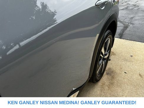 Used 2021 Nissan Rogue Platinum AWD/4WD image 12