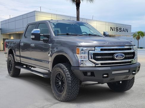Used 2022 Ford F350 Lariat w/ Chrome Package AWD/4WD image 9