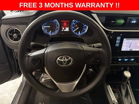 Used 2017 Toyota Corolla LE image 15
