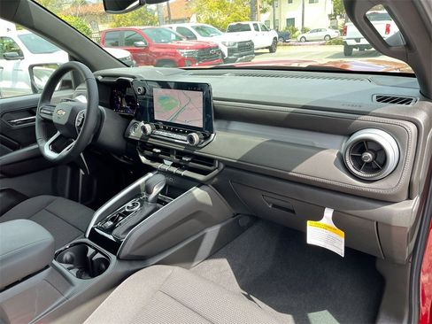 New 2025 Chevrolet Colorado LT w/ Advanced Trailering Package image 28