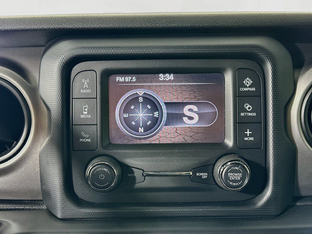 Used 2020 Jeep Wrangler Sport AWD/4WD image 13