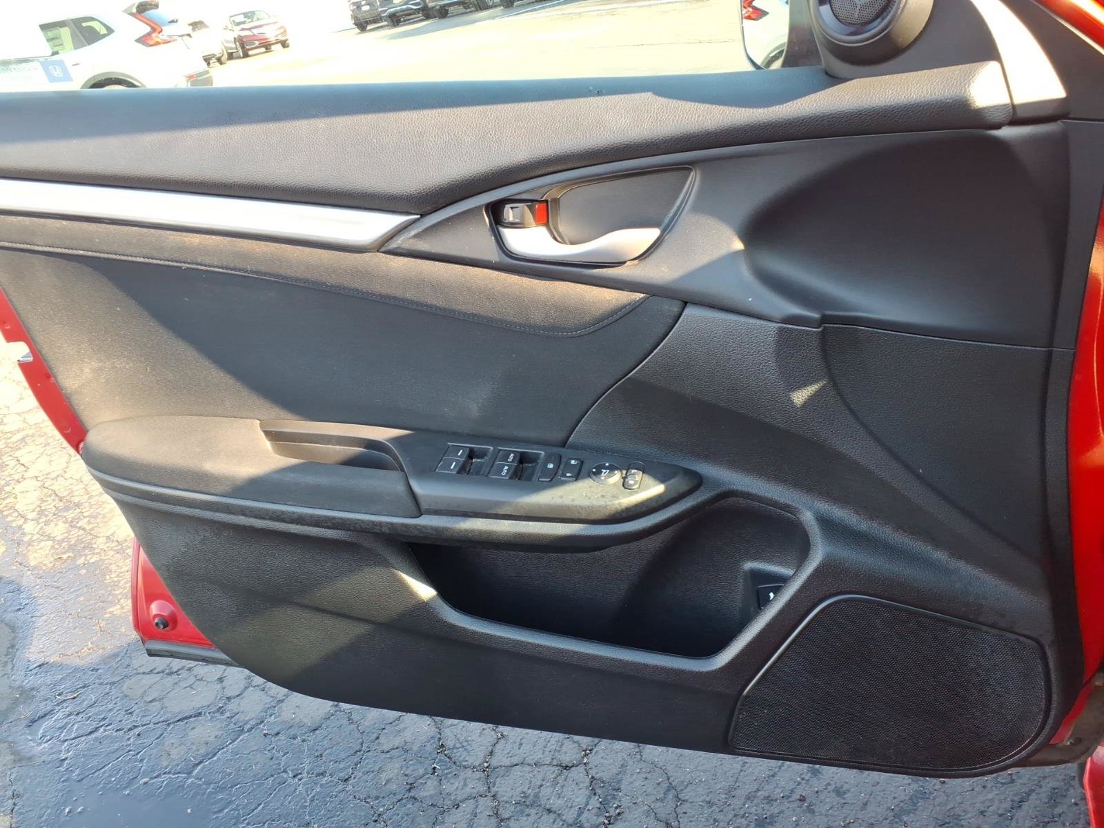 Certified 2018 Honda Civic EX image 11