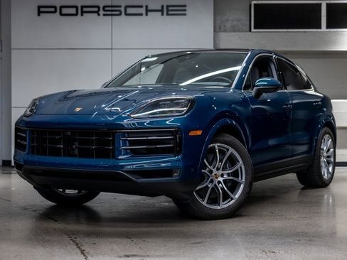 Certified 2025 Porsche Cayenne Coupe image 1