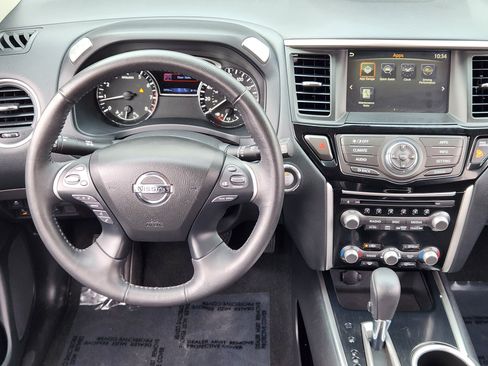 Used 2020 Nissan Pathfinder SV w/ Cargo Package image 29