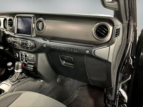 Used 2021 Jeep Wrangler Unlimited Sport AWD/4WD image 24