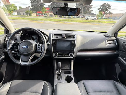 Used 2018 Subaru Outback 2.5i Limited AWD/4WD image 11