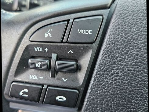 Used 2020 Hyundai Tucson Ultimate w/ Winter Weather Package image 26