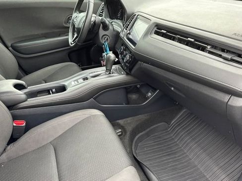 Used 2022 Honda HR-V Sport image 17