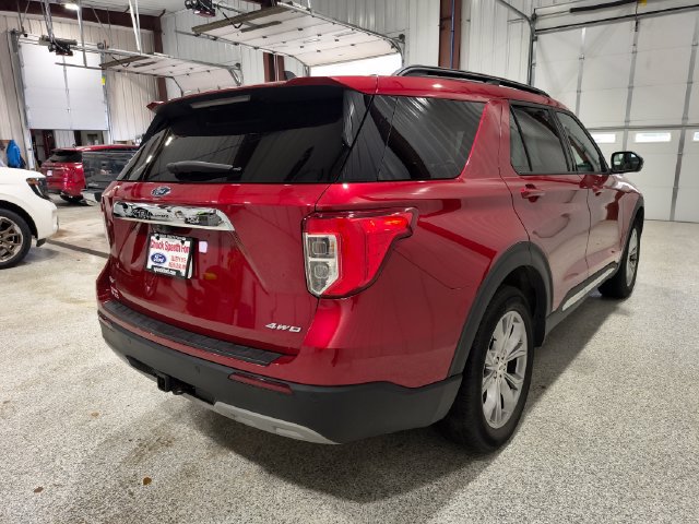 Used 2023 Ford Explorer XLT w/ Equipment Group 202A AWD/4WD image 6