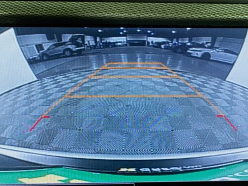 Used 2021 Buick Encore GX Select image 18