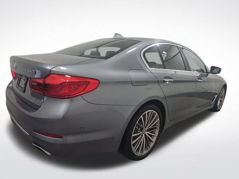 Used 2017 BMW 540i image 9