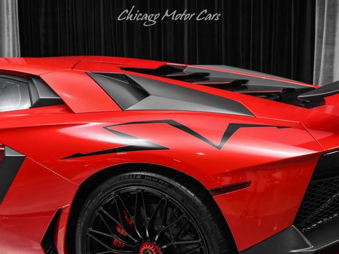 Used 2016 Lamborghini Aventador LP 750-4 Superveloce AWD/4WD image 37