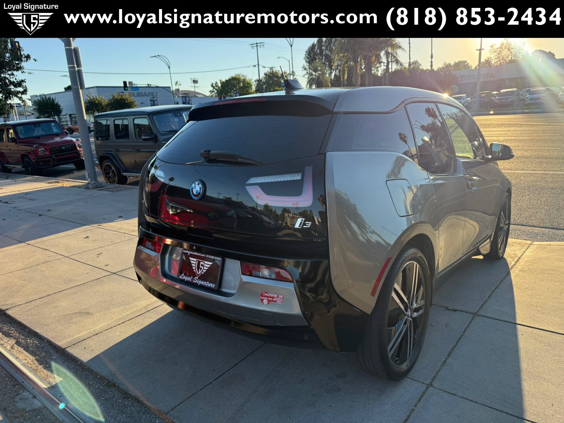 Used 2017 BMW i3 w/ Range Extender RWD image 7