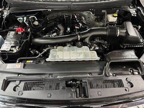 Used 2023 Ford Expedition Limited AWD/4WD image 42