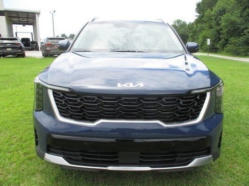 New 2025 Kia Sorento S image 8