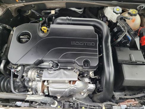 Used 2024 Chevrolet Malibu LT image 30