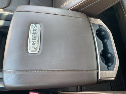 Used 2025 RAM 1500 Limited image 32