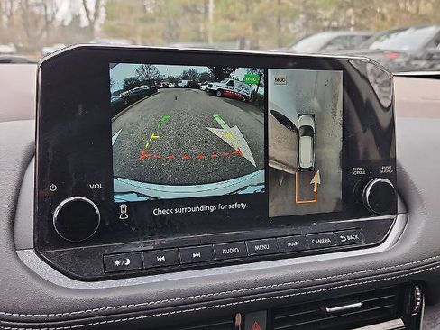 Certified 2023 Nissan Rogue Platinum image 23