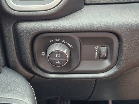 Certified 2026 RAM 2500 Big Horn AWD/4WD image 28