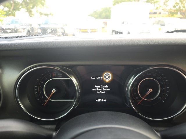 Used 2019 Jeep Wrangler Sport AWD/4WD image 11