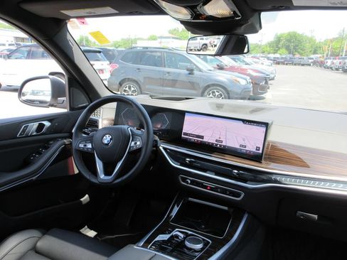 Used 2026 BMW X5 xDrive40i w/ Premium Package AWD/4WD image 25