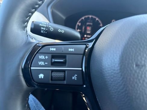 Certified 2023 Honda HR-V EX-L image 25
