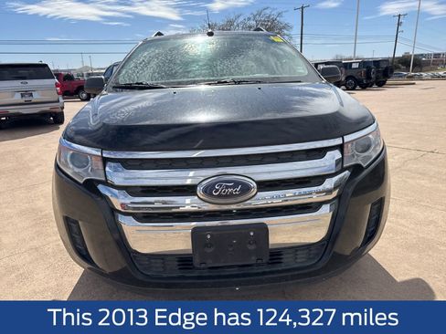 Used 2013 Ford Edge SE image 2