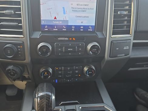 Used 2020 Ford F150 Raptor w/ Equipment Group 802A Luxury AWD/4WD image 14