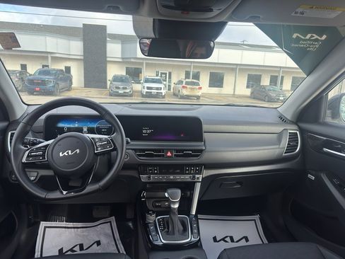 Used 2024 Kia Seltos SX image 13