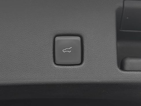 Certified 2022 Ford Escape Titanium w/ Titanium Elite Package image 9