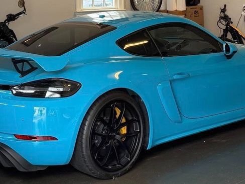 Used 2020 Porsche 718 Cayman GT4 image 4