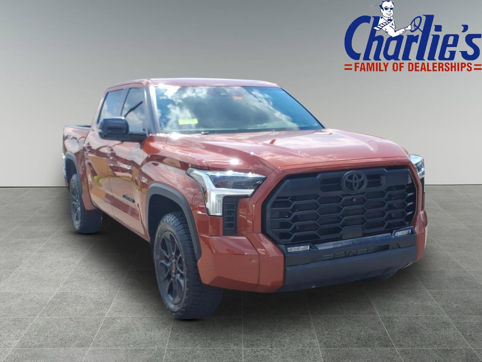 Used 2025 Toyota Tundra Limited w/ TRD Off-Road Package AWD/4WD image 3