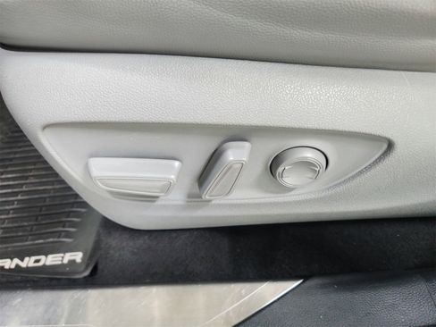 Used 2020 Toyota Highlander Platinum image 20