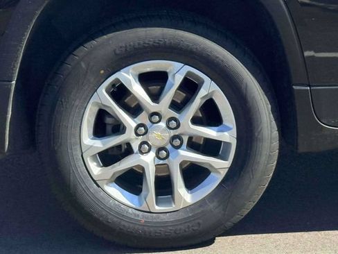 Used 2020 Chevrolet Traverse LT FWD image 10