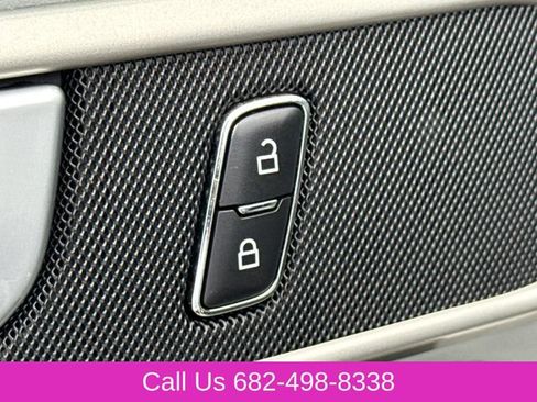 Used 2023 Ford Explorer XLT w/ Equipment Group 202A RWD image 21