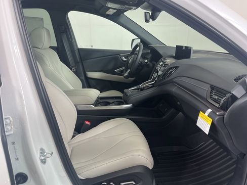 New 2026 Acura RDX SH-AWD image 8
