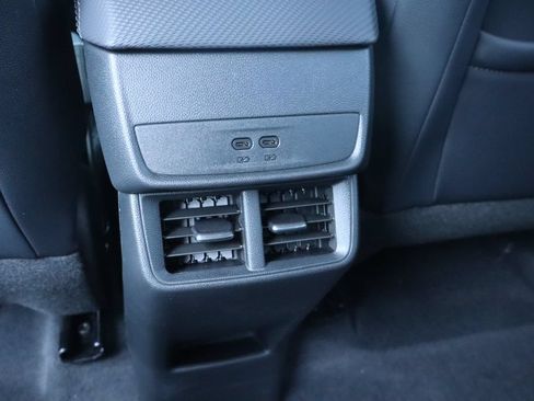 New 2027 Chevrolet Equinox LT w/ Convenience Package II FWD image 22