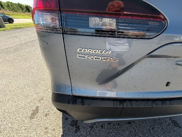 Certified 2026 Toyota Corolla Cross L FWD image 7