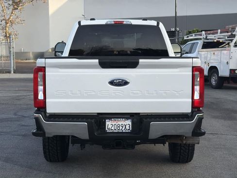 Used 2024 Ford F250 XLT image 5