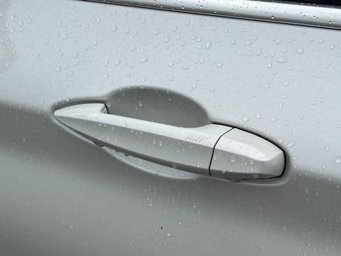 Used 2017 BMW X1 sDrive28i image 19