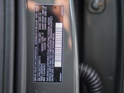 New 2026 Volvo XC40 B5 Plus w/ Protection Package Premier AWD/4WD image 43