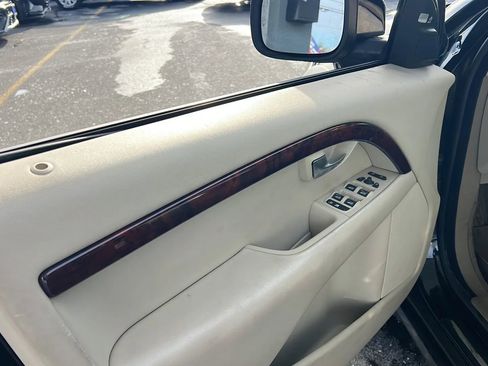 Used 2008 Volvo XC70 3.2 image 34