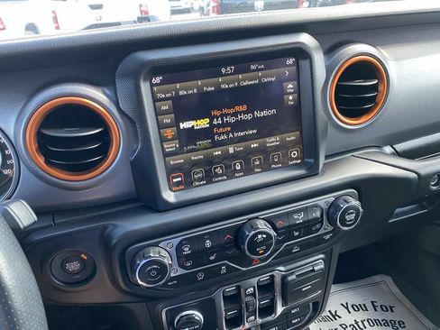 Used 2023 Jeep Gladiator Mojave w/ Cold Weather Group AWD/4WD image 19