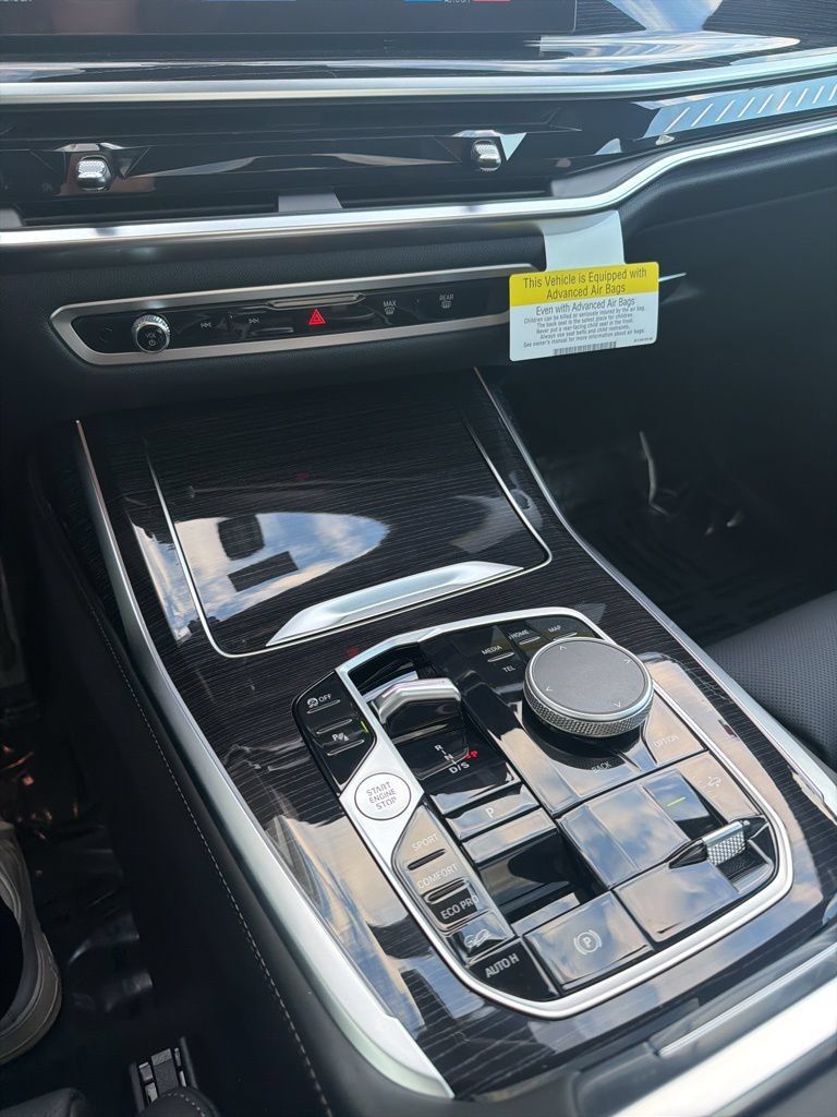 New 2026 BMW X7 M60i AWD/4WD image 48