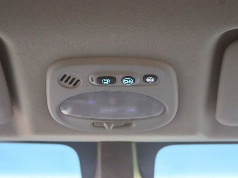 Used 2015 Chevrolet Spark LT image 24