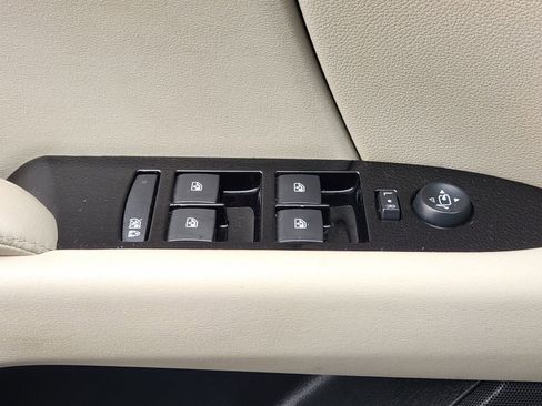 Used 2018 Cadillac XTS Premium Luxury image 28