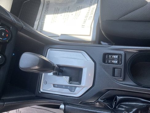 Used 2018 Subaru Impreza 2.0i Premium w/ Eyesight & BSD & Rcta AWD/4WD image 15