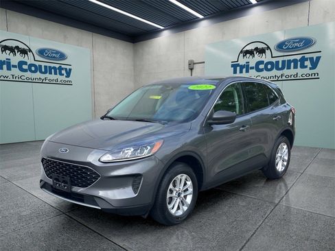 Used 2022 Ford Escape SE w/ Convenience Package image 3