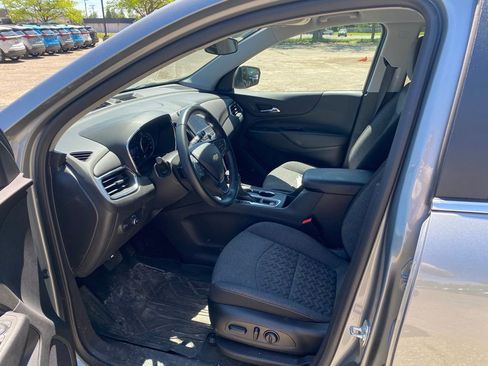 Used 2024 Chevrolet Equinox LT w/ LPO, Floor Liner Package FWD image 11